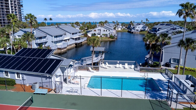 Building Photo - 4949 N Hwy A1A