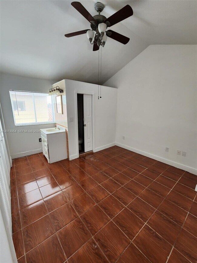 Building Photo - 2770 W 61st Pl