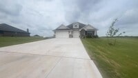 Building Photo - 545 Mustard Seed