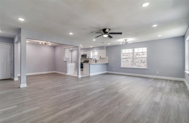 Building Photo - 1502 Staple Dr