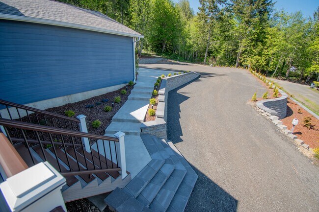 Building Photo - 161 N Harvey Terrace Dr