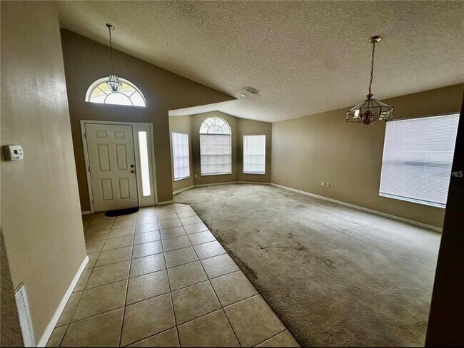 Building Photo - 1836 Sandy Creek Ln