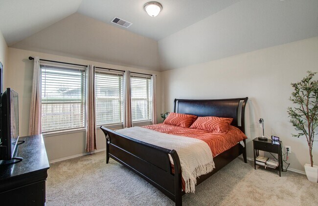 Building Photo - 32038 Quail Terrace Ln