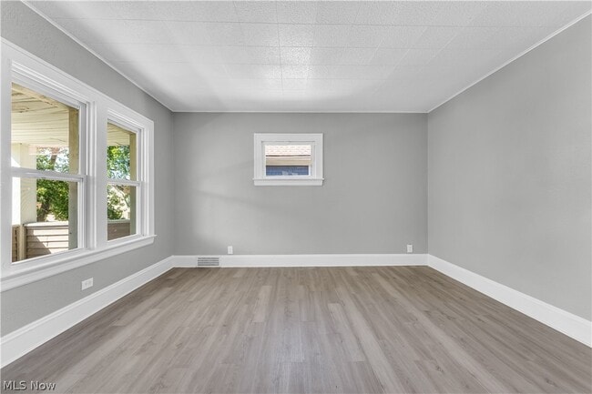 Building Photo - 4797 E 84th St
