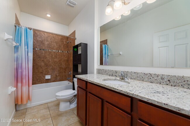 Building Photo - 632 Stonebriar Dr