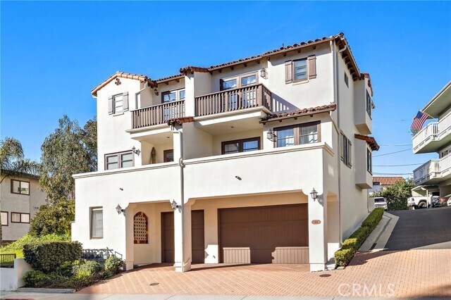 Building Photo - 416 Avenida Santa Barbara