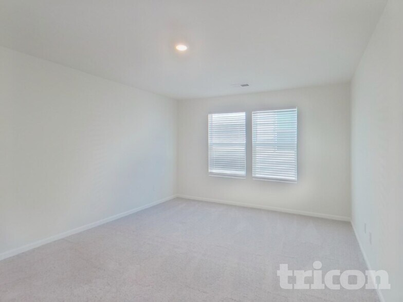 Building Photo - 356 Prosperity Ln