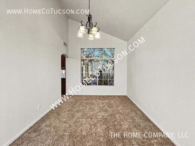 Building Photo - 5168 N Windriver Pl