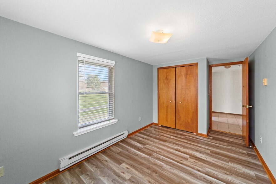 Building Photo - 6256 Wayland Rd