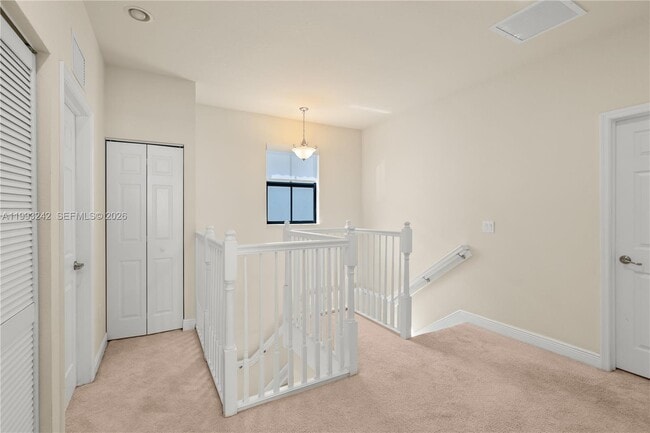 Building Photo - 10021 NW 87th Terrace