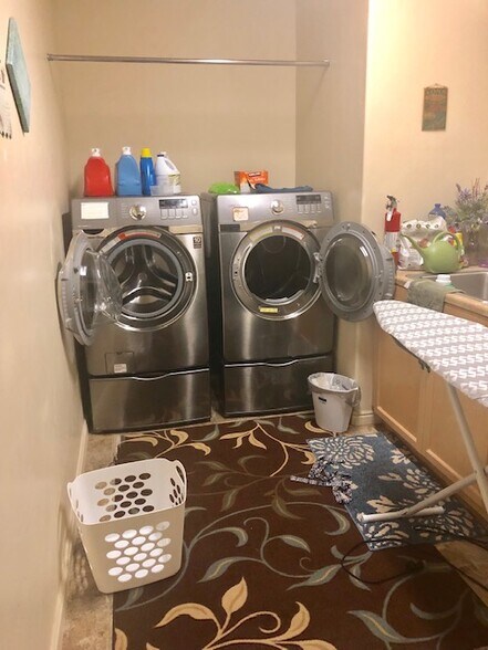 Washer and dryer in home - 11769 S Sun Tea Way
