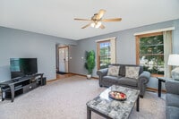 Building Photo - 8057 Mason Ln