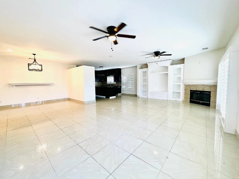Building Photo - 83107 Greenbrier Dr