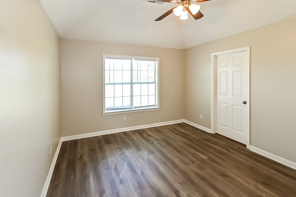 Building Photo - 7753 Meadow Ridge Ln