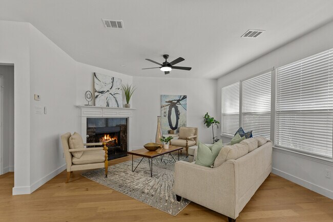 Building Photo - 5031 Enclave Ct