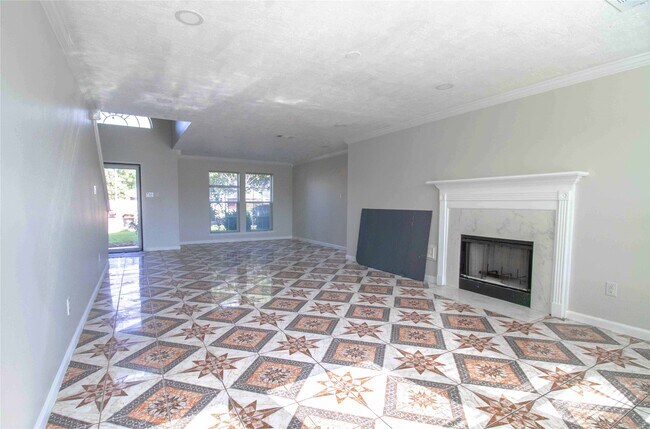 Building Photo - 10819 Belle Haven Dr