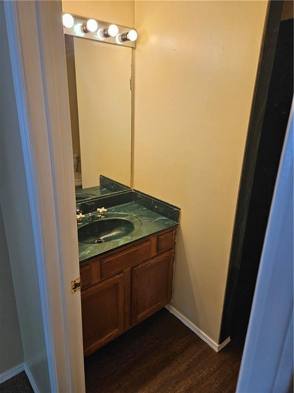 Building Photo - 1901 Dogwood Pl