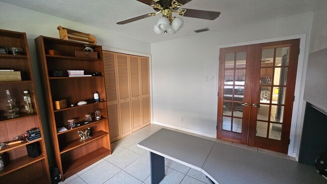 Building Photo - 57 SW 15th Ct