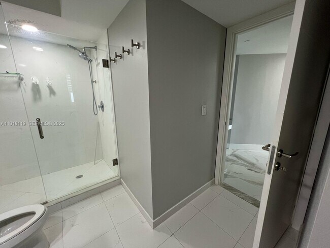 Building Photo - 55 SE 6th St