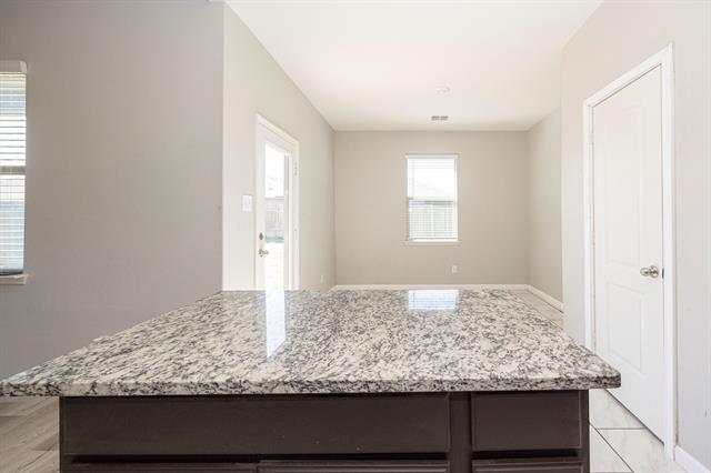 Building Photo - 208 Harvey St