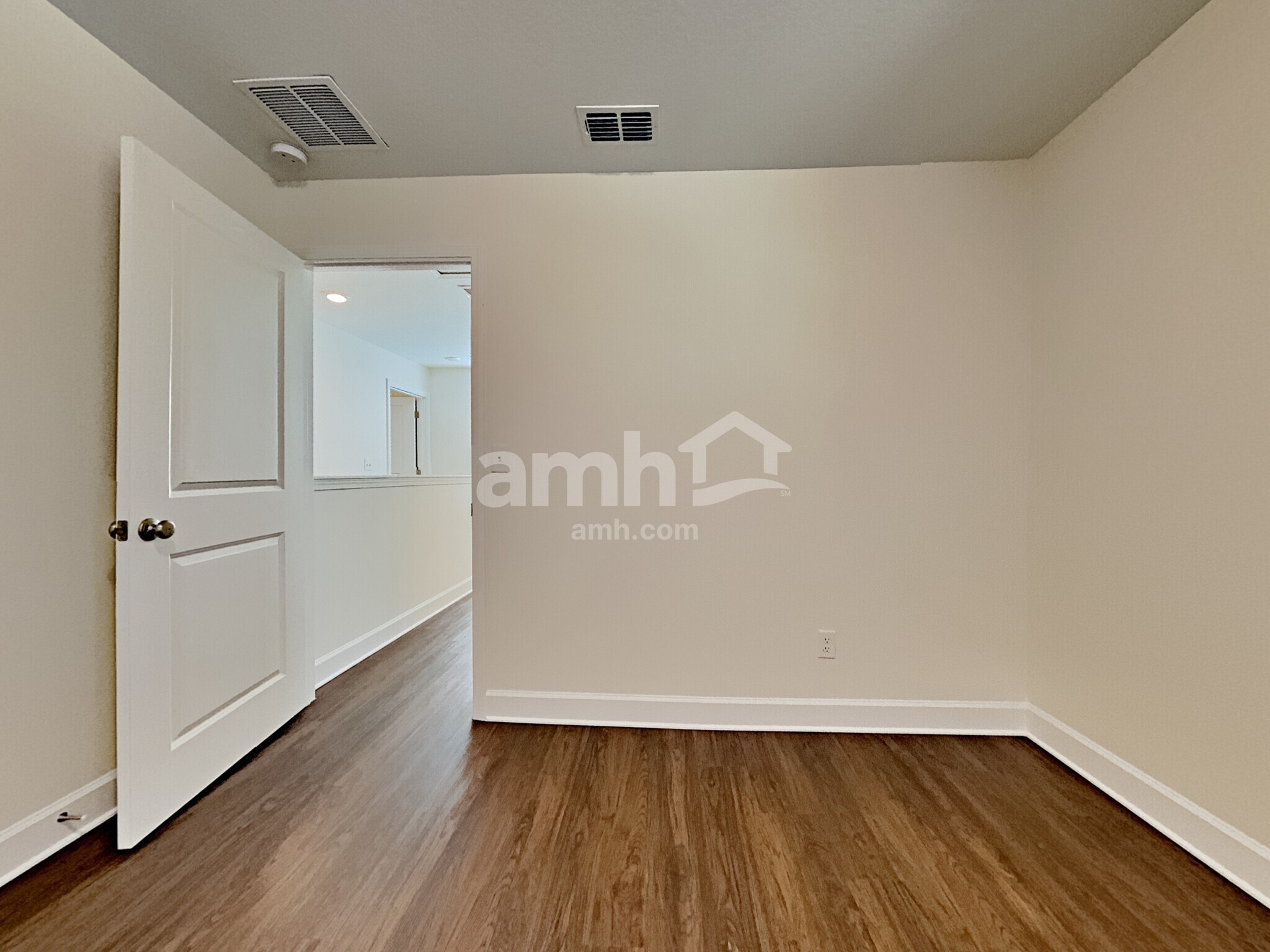 Building Photo - 2942 Calebs Cove Way
