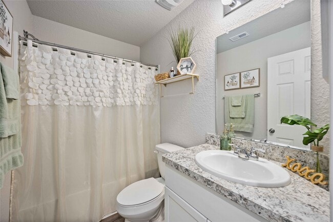 Building Photo - 10527 Meadow Saffron Dr