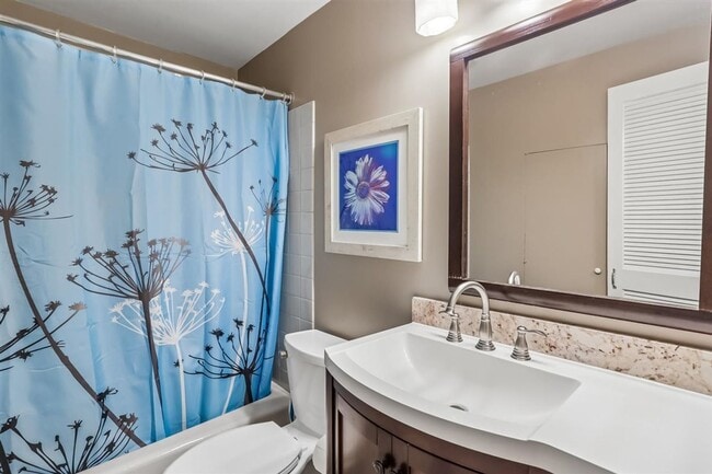 Building Photo - Amazing 5BR/3BA Home in Bethesda,MD - Ready early July!