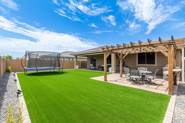 Building Photo - 12339 N 145th Dr