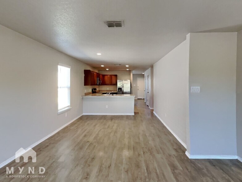 Building Photo - 4007 Turning Pine Edge