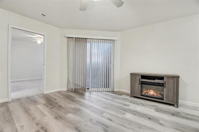 Building Photo - 9815 Walnut St