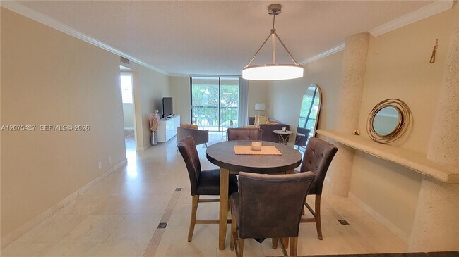 Building Photo - 2410 Deer Creek Country Club Blvd