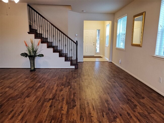 Building Photo - 2302 Waterford Park St