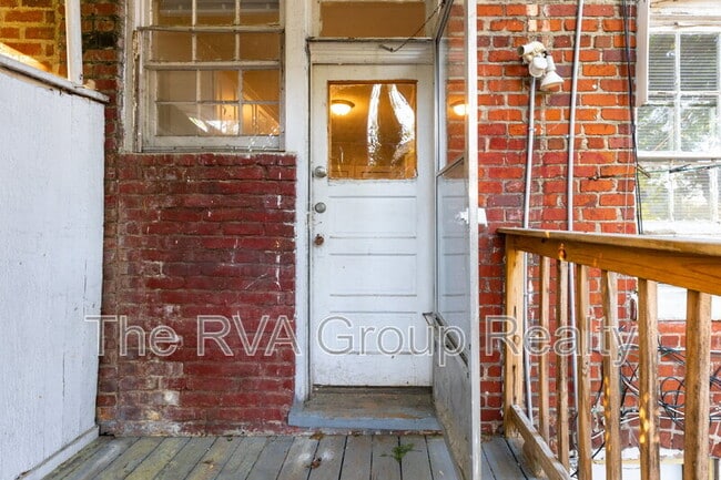 Building Photo - 2611 Grayland Ave