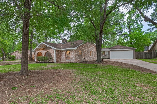 Building Photo - 3214 Three Pines Dr