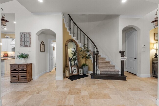 Building Photo - 1636 Longwood Glen Ln