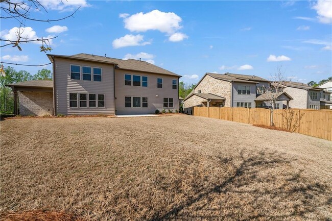 Building Photo - 4585 Woodland Bank Blvd
