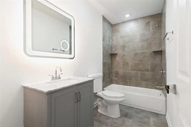 Building Photo - 890-892 N 42nd St