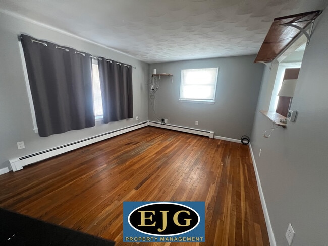 Building Photo - 75 Indian Acres Dr