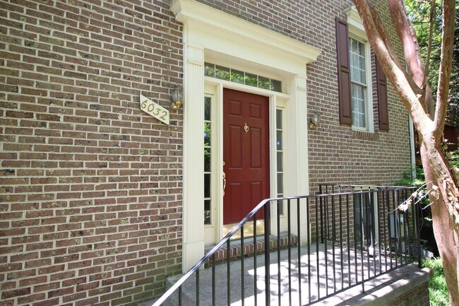 Building Photo - Brick-front Colonial