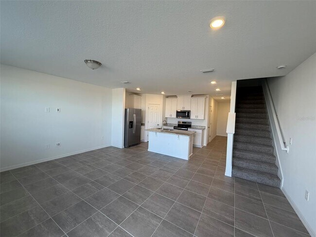 Building Photo - 16462 Bird of Paradise Ave