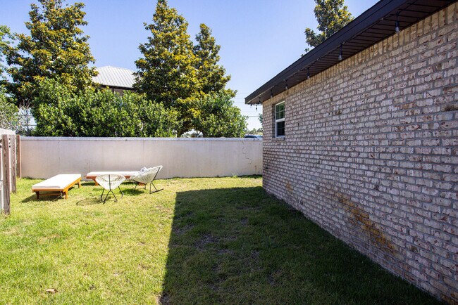 Building Photo - 92 Trista Terrace Ct