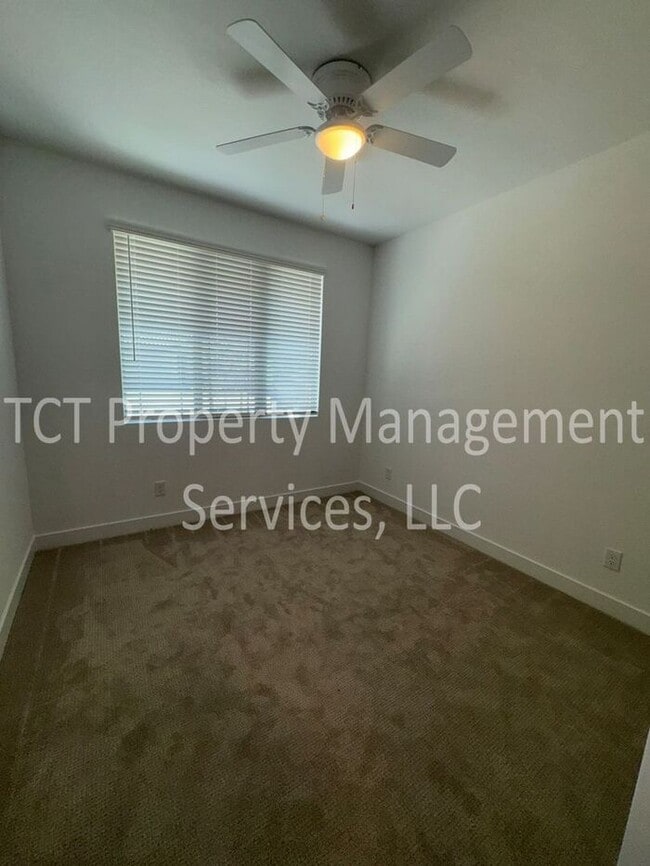 Building Photo - Beautiful New Build in North Creek Community