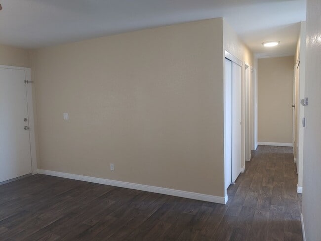 Building Photo - COMING SOON! Single Level 4 Bed/2 Bath in ...