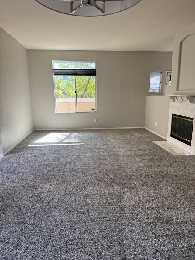 Building Photo - 3 bedroom and 2.5 bath lovely home