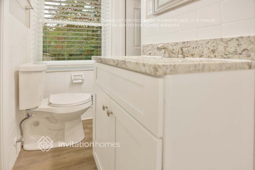 Building Photo - 3570 Greentree Farms Dr