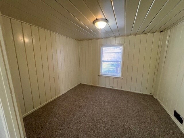 Building Photo - 2 Bed 1 Bath in Boise!