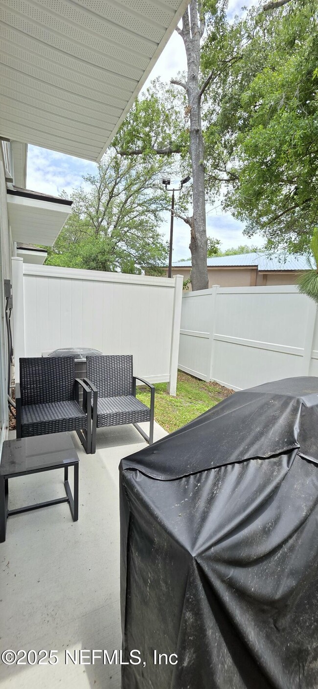 Building Photo - 5439 Tellaro Ln