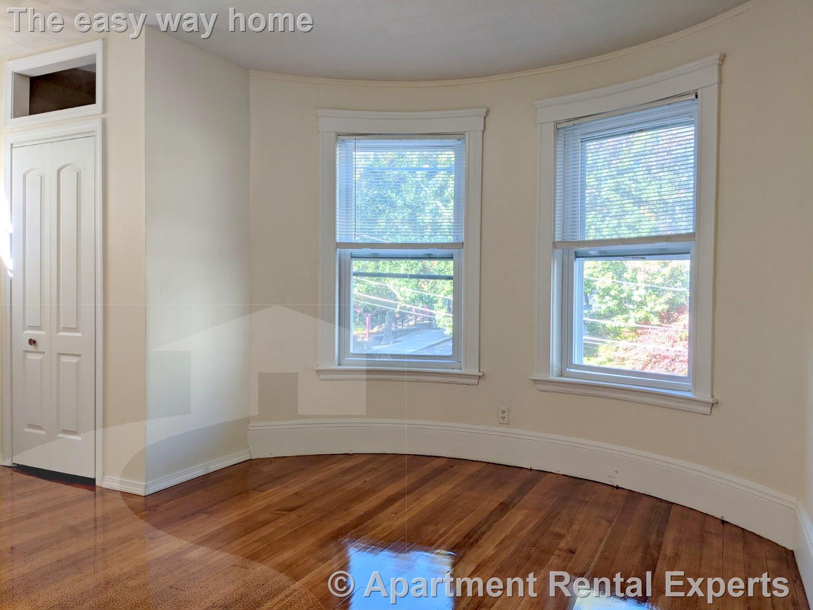 Building Photo - 18 Sanborn Ave