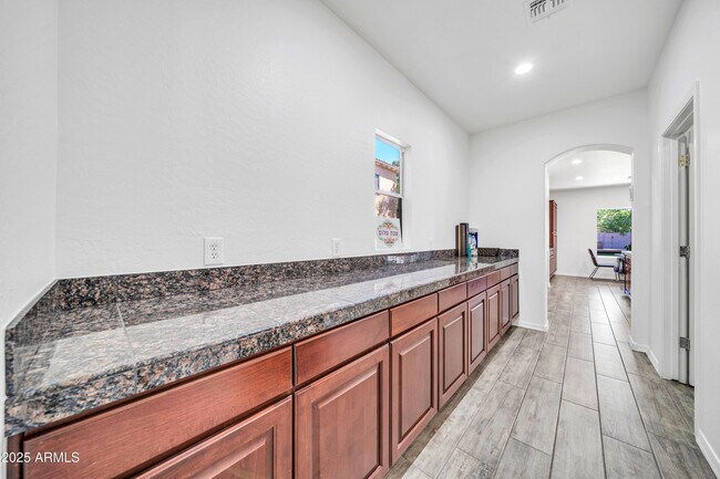 Building Photo - 7149 W Avenida Del Sol