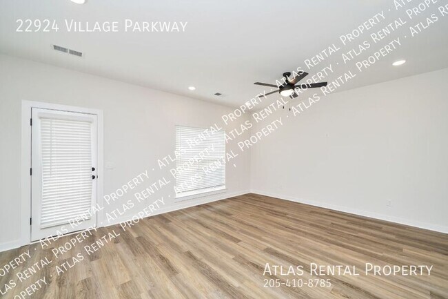Building Photo - 22924 Village Pkwy